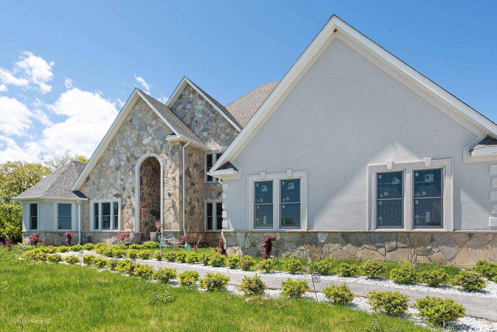 38148 N Helena LN, Wadsworth, IL 60083