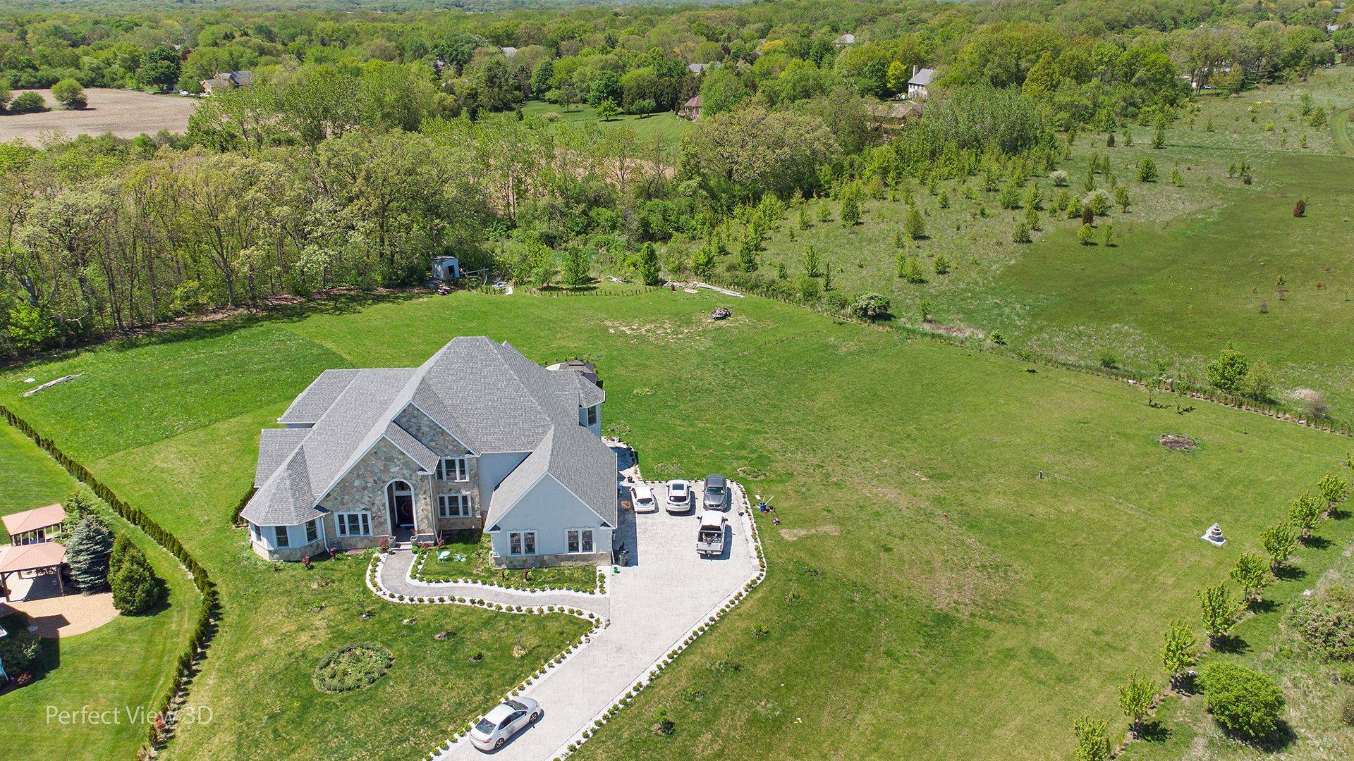 38148 N Helena LN, Wadsworth, IL 60083