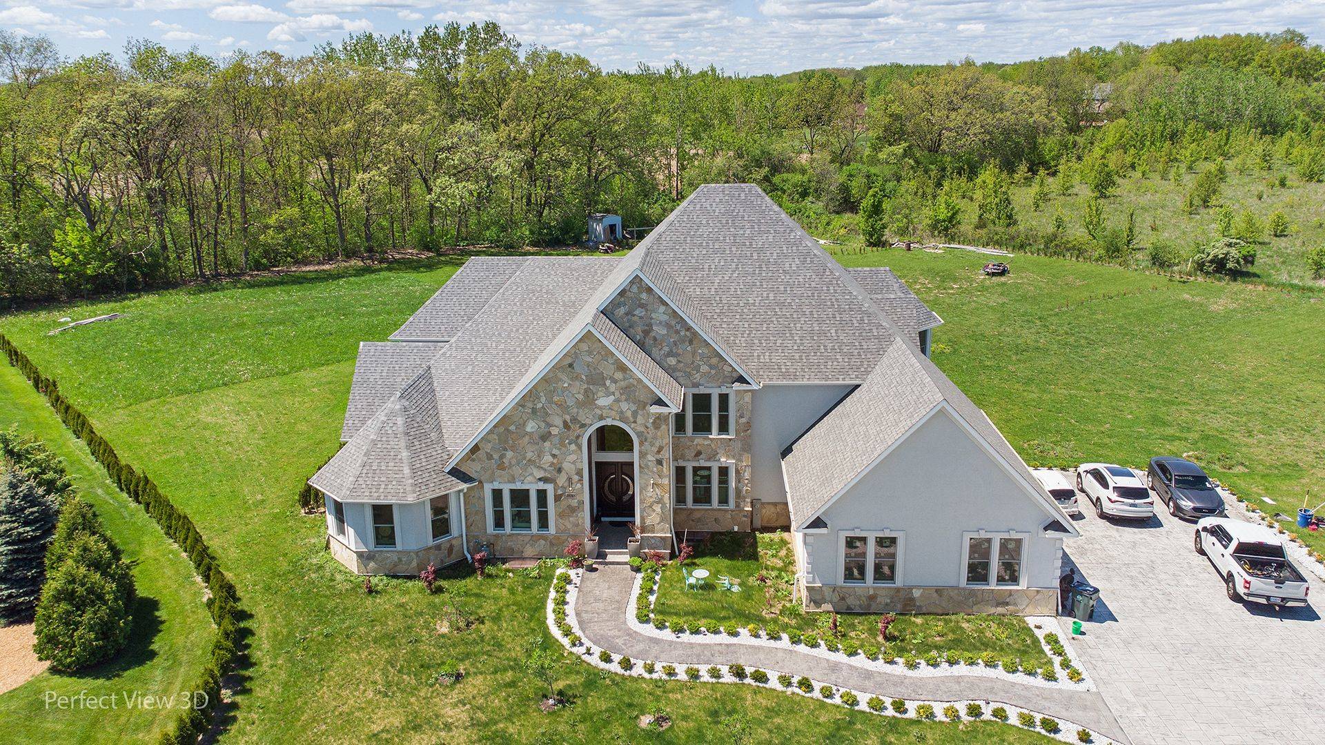 38148 N Helena LN, Wadsworth, IL 60083