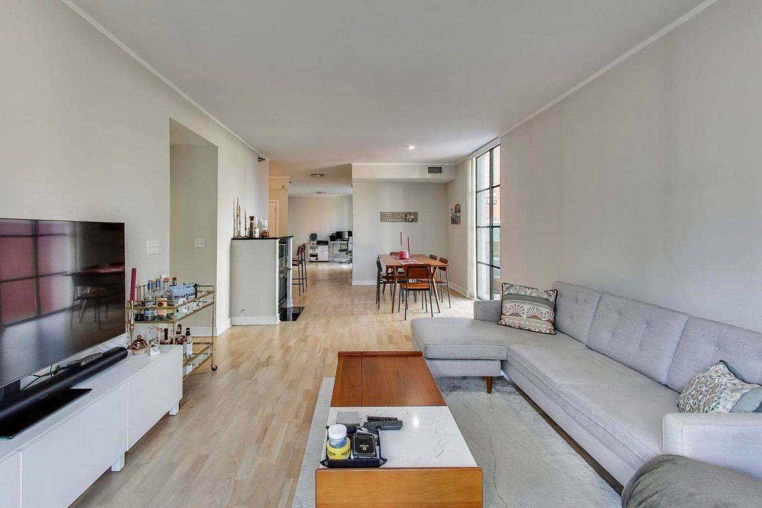 744 N Clark ST #505, Chicago, IL 60654