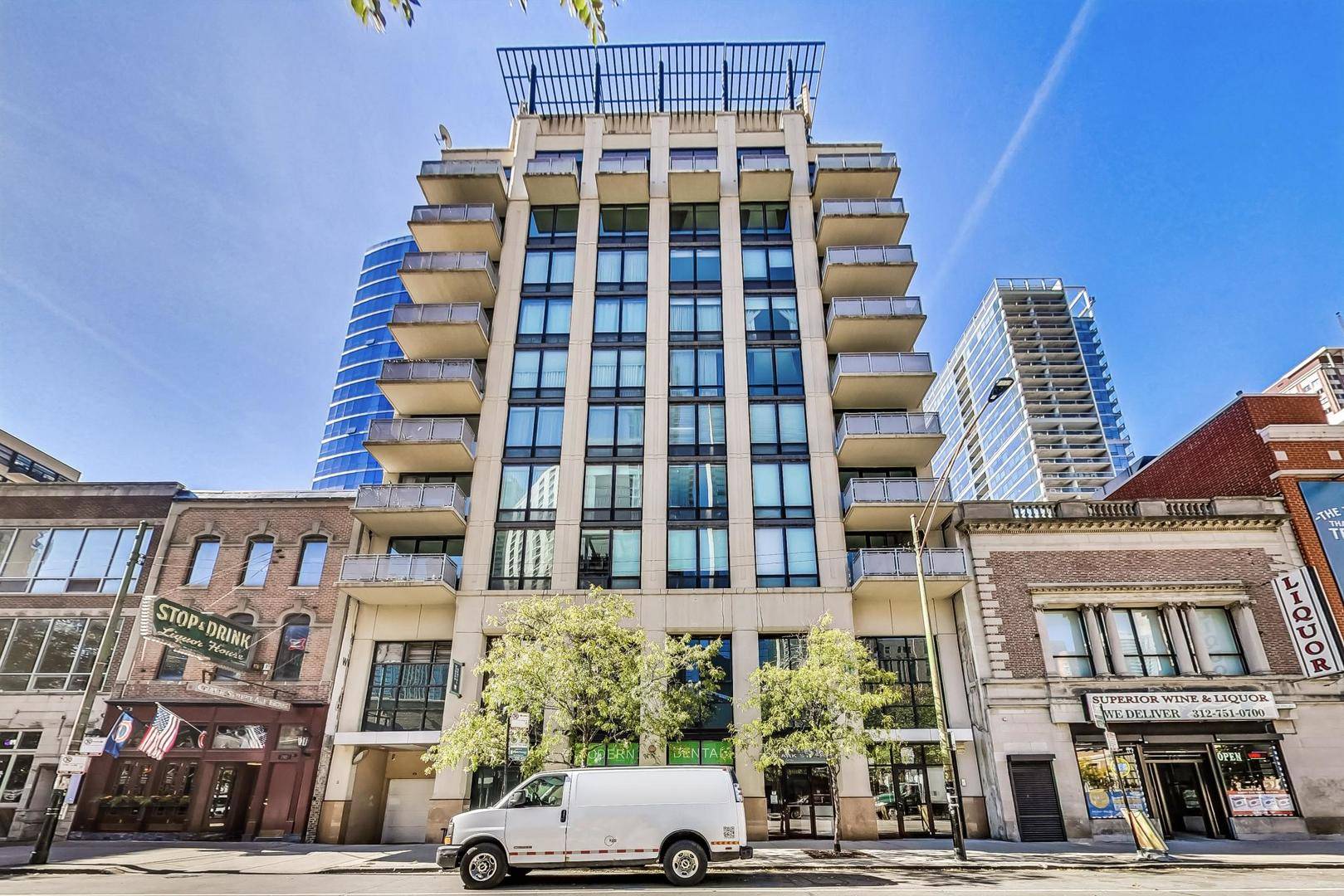 744 N Clark ST #505, Chicago, IL 60654