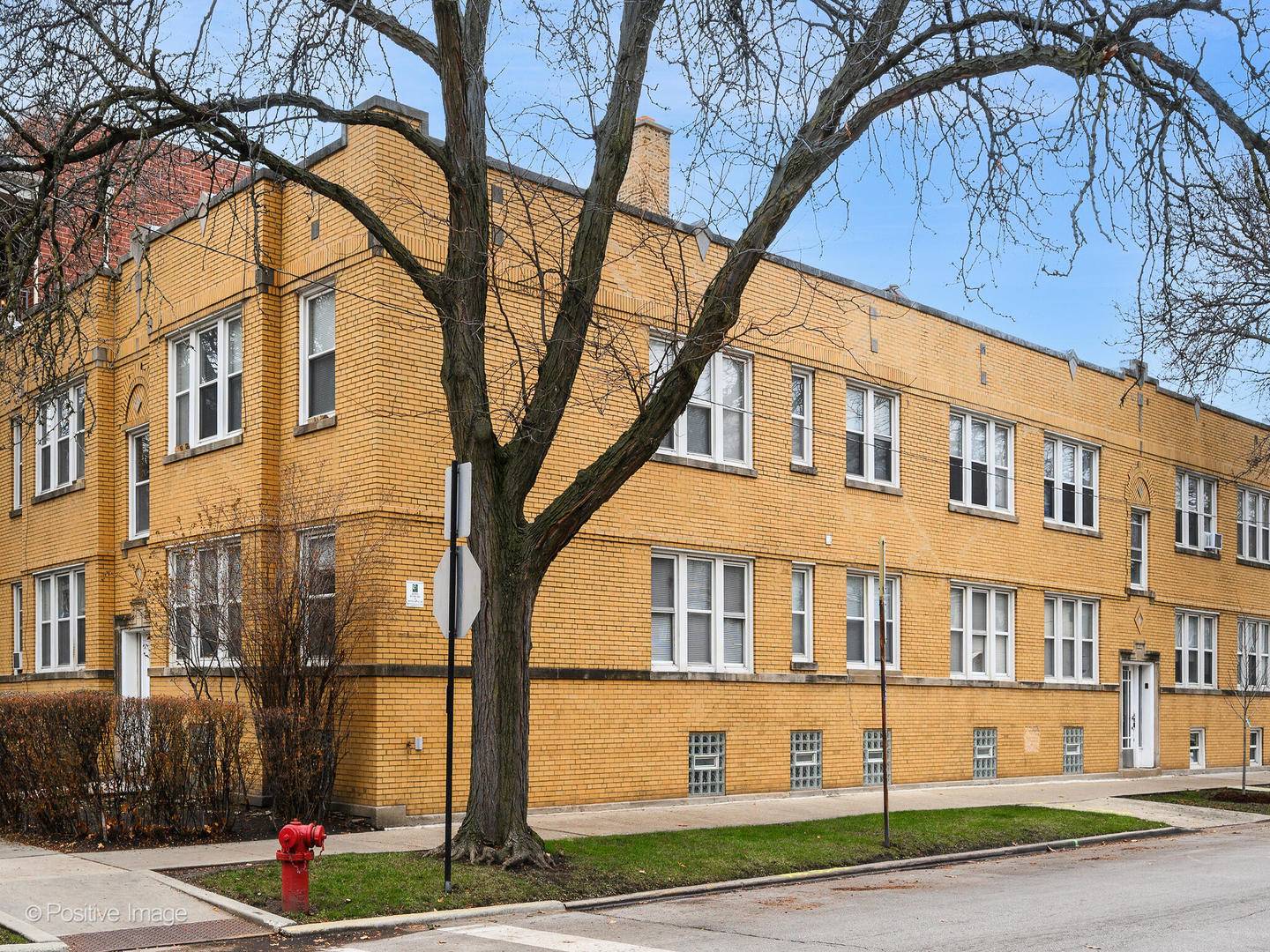 3506 N Lawndale AVE #2, Chicago, IL 60618