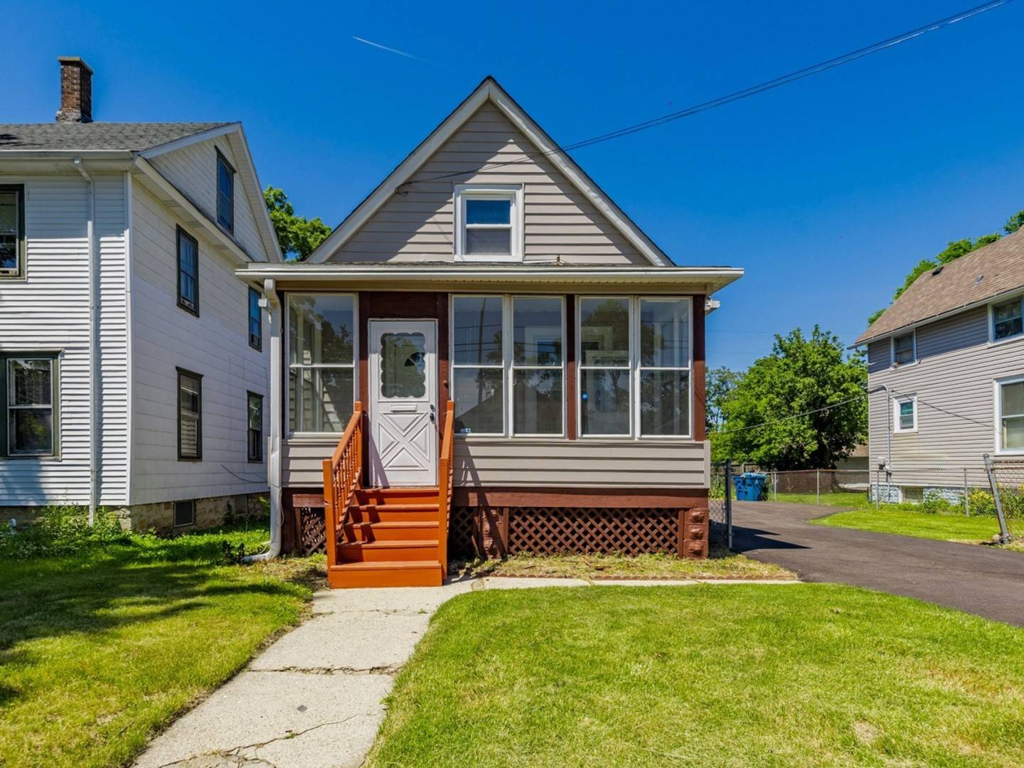 75 W 23rd ST, Chicago Heights, IL 60411