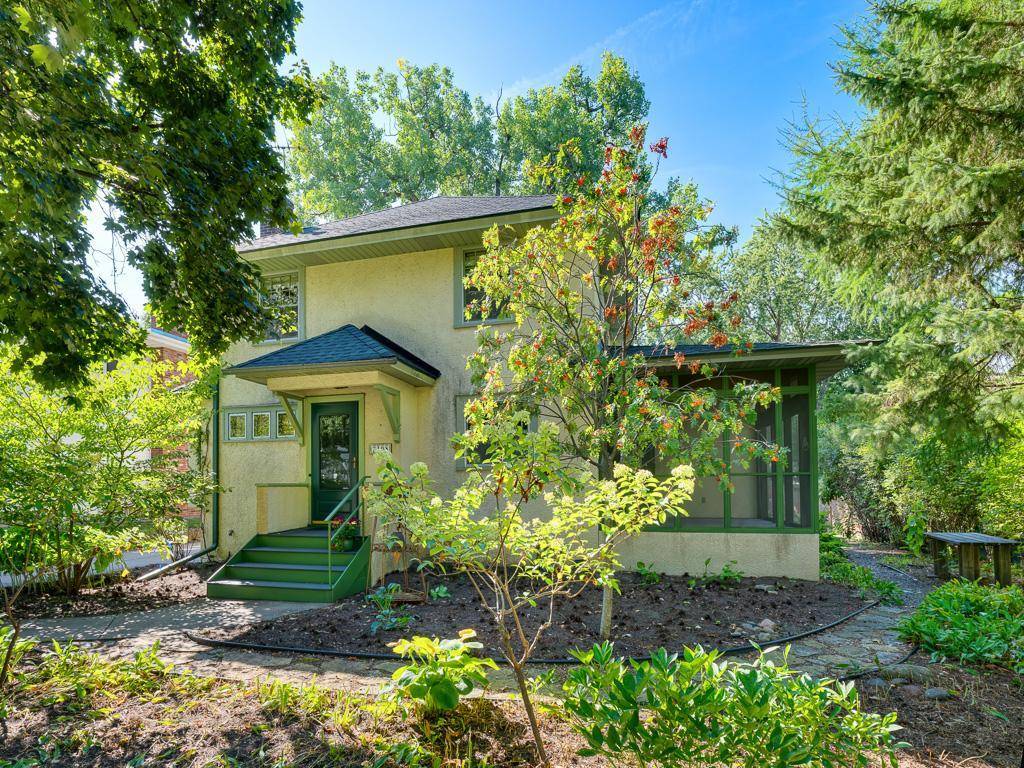 2108 Niles AVE, Saint Paul, MN 55116