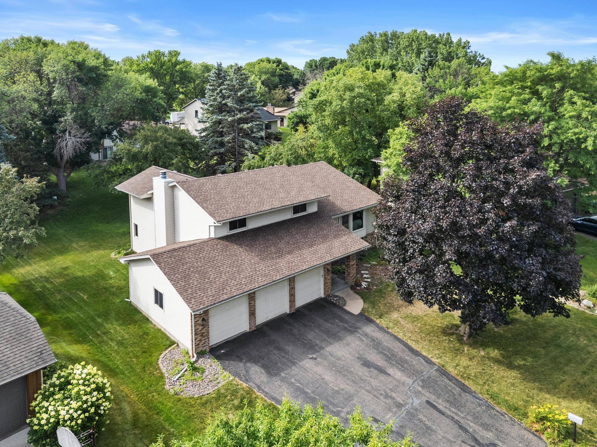 4640 Goldenrod LN N, Plymouth, MN 55442