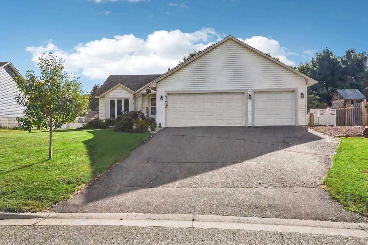 7459 Jeffery LN S, Cottage Grove, MN 55016