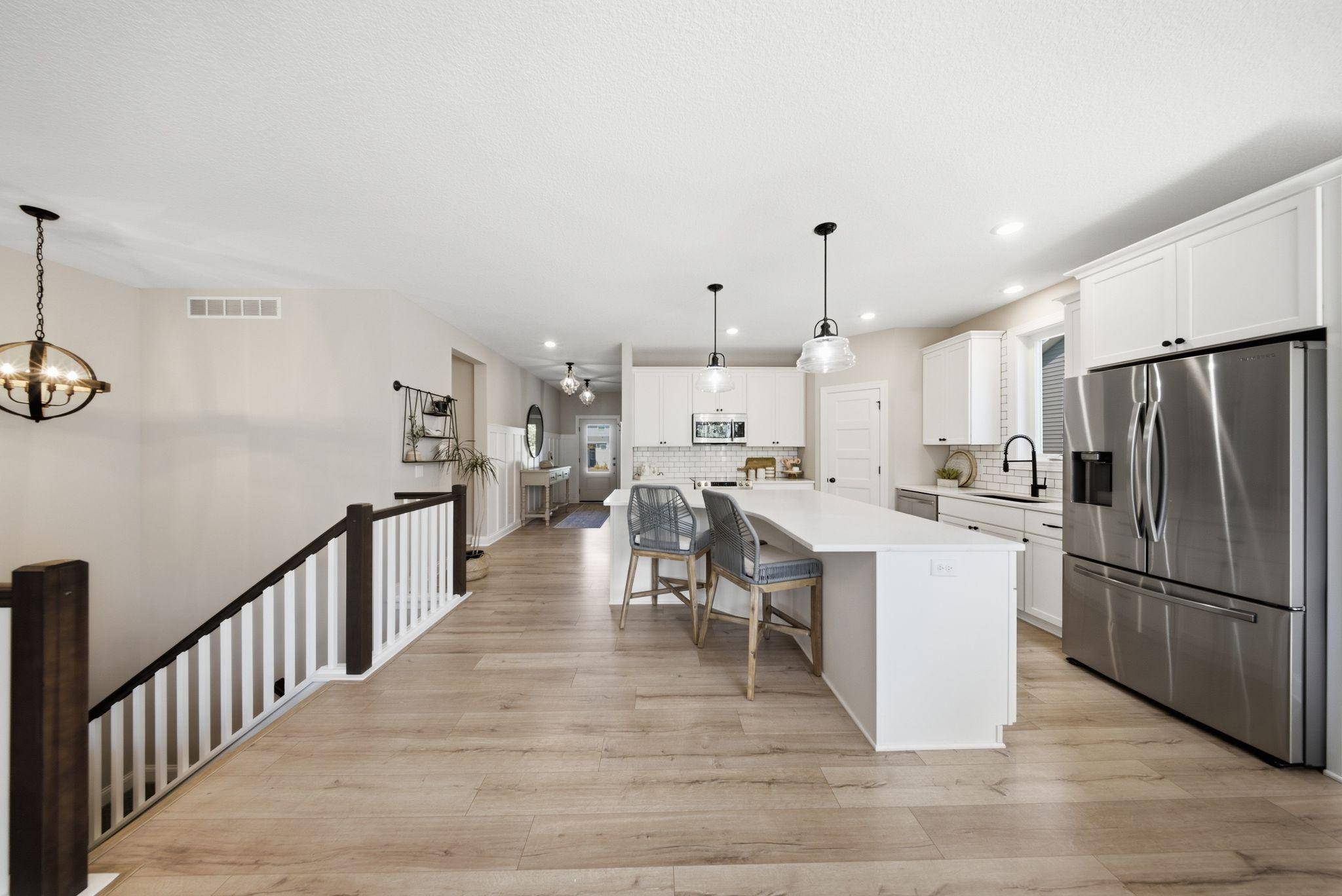 1584 Southpoint DR, Hudson, WI 54016