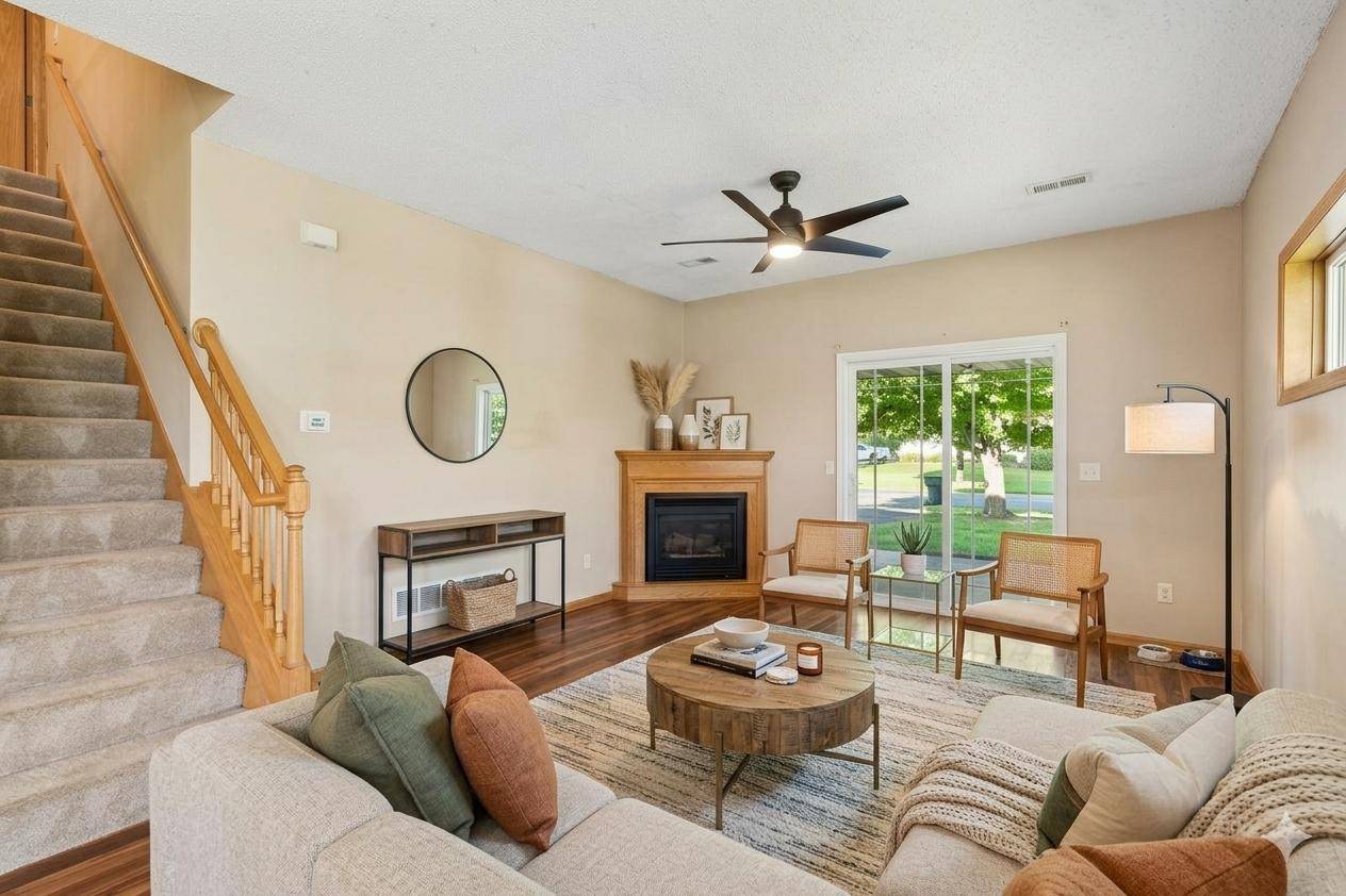 7856 Marilyn DR, Lino Lakes, MN 55014