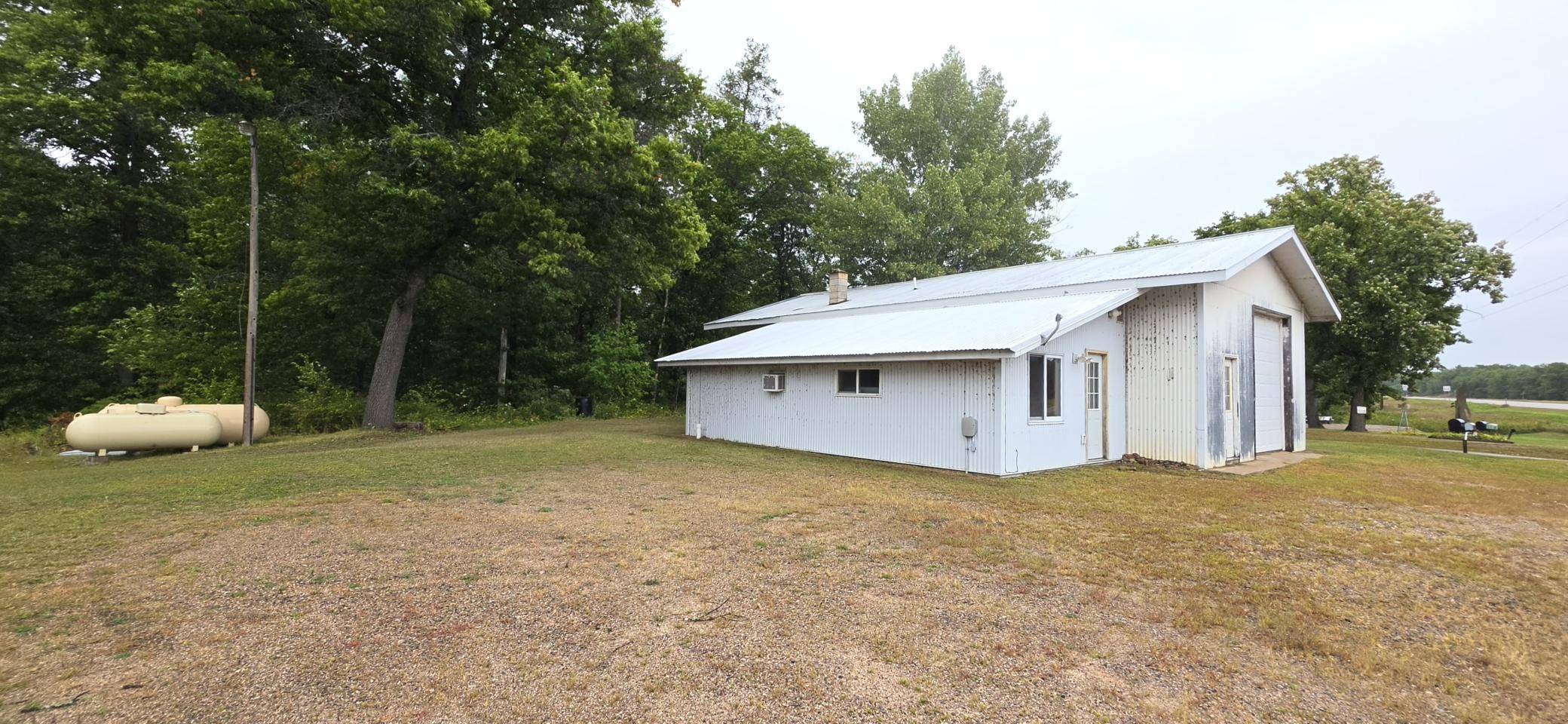 33885 Highway 10, Motley, MN 56466