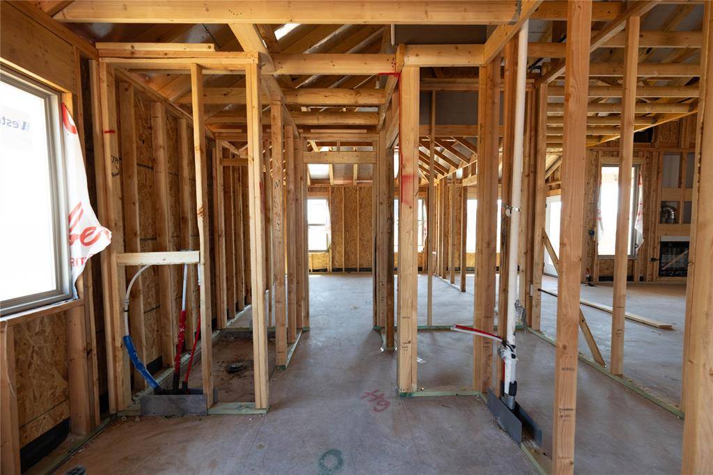 9212 NW 86th TER, Yukon, OK 73099