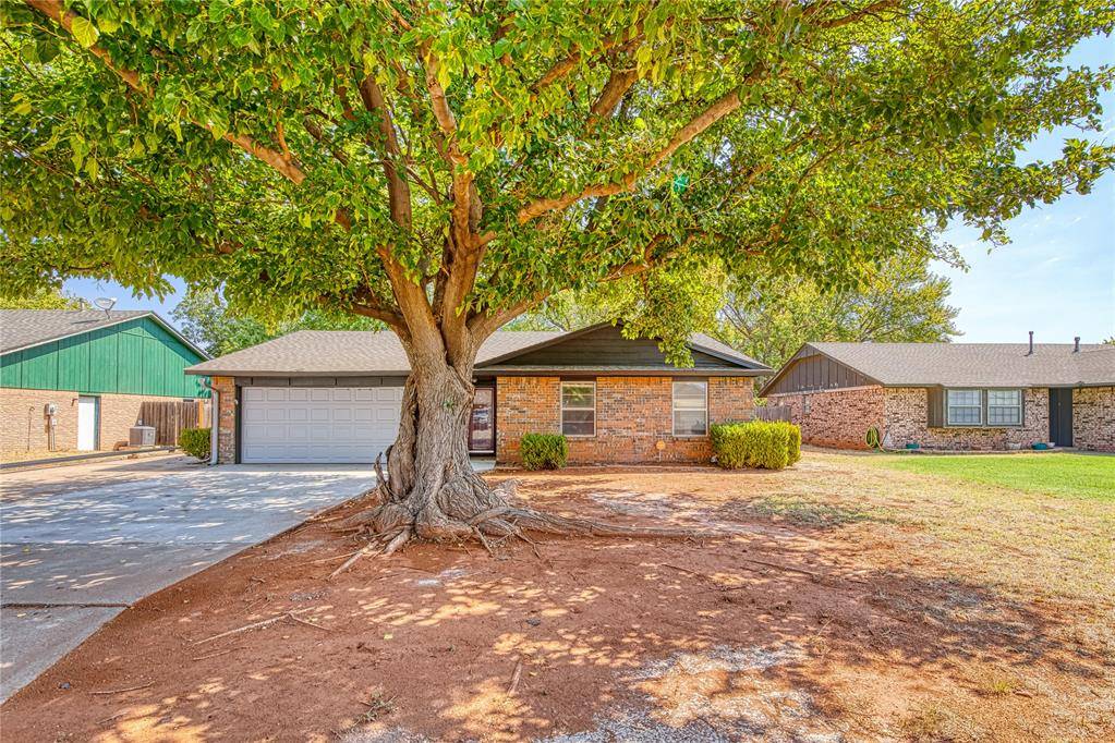 110 Peggy DR, Elk City, OK 73644