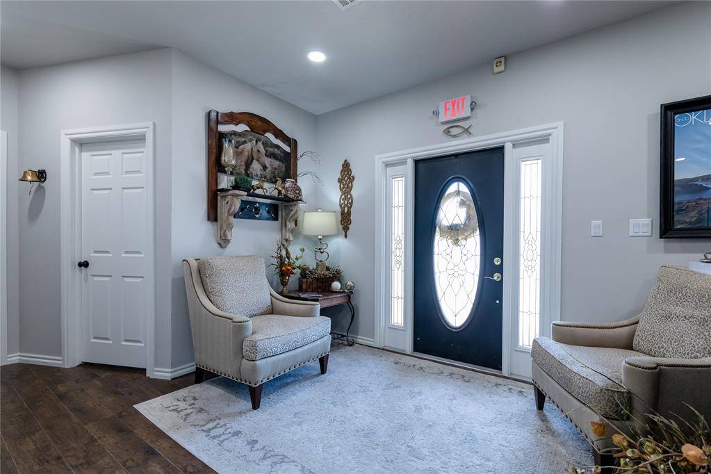 621 W 3rd ST, Elk City, OK 73644