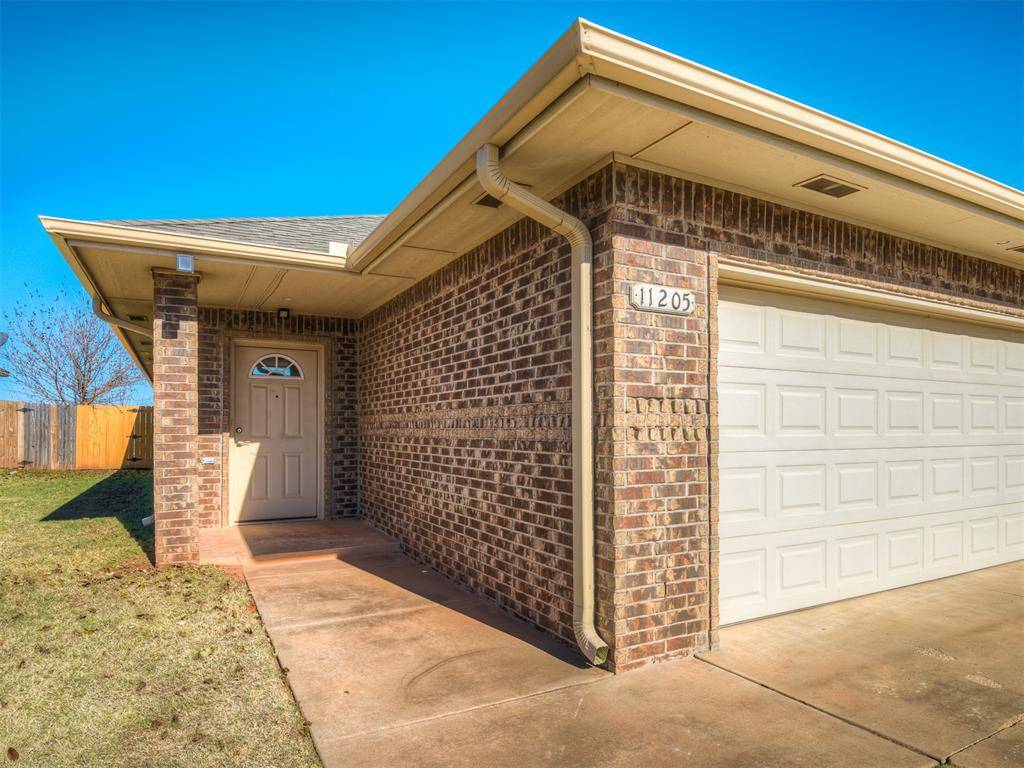 11205 NW 6th TER, Yukon, OK 73099
