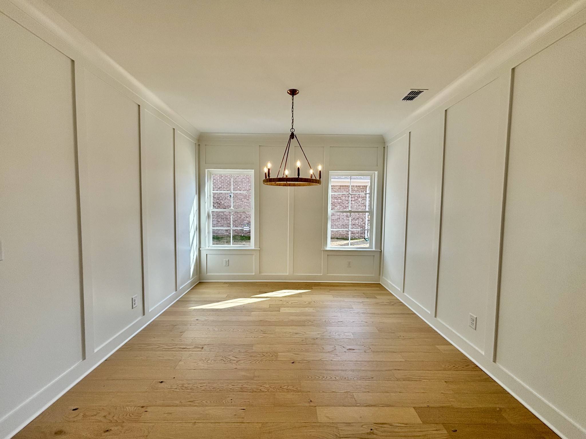 5557 Sinclair St, Murfreesboro, TN 37127