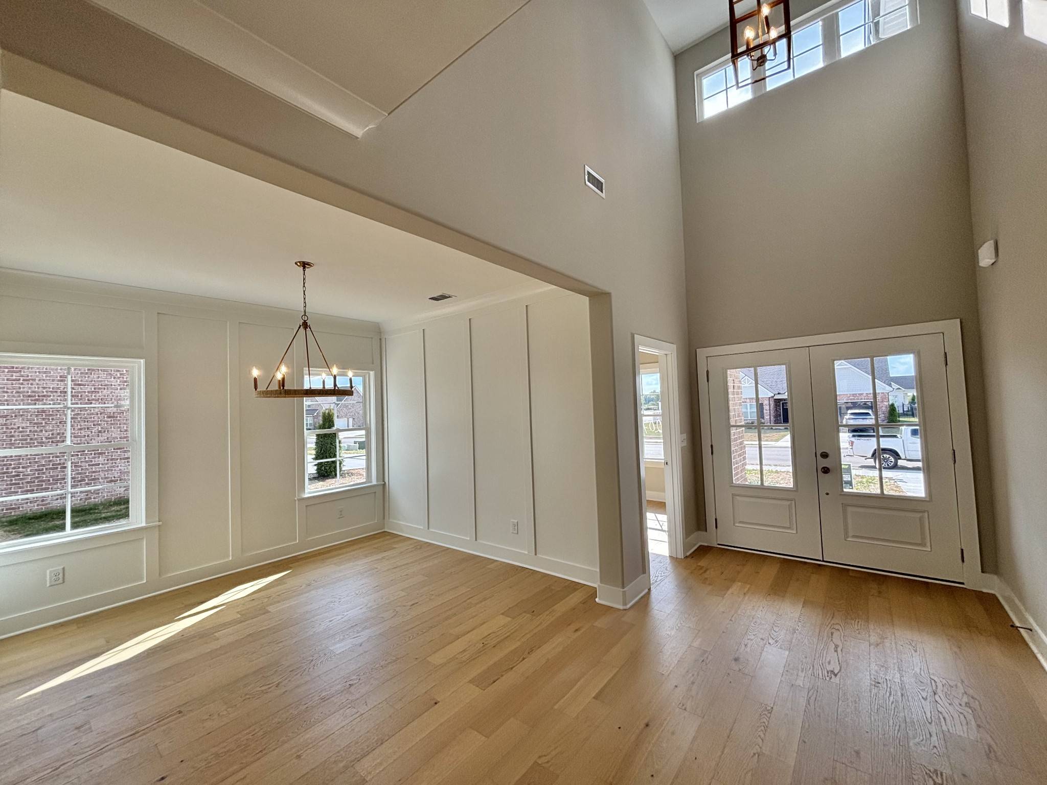 5557 Sinclair St, Murfreesboro, TN 37127