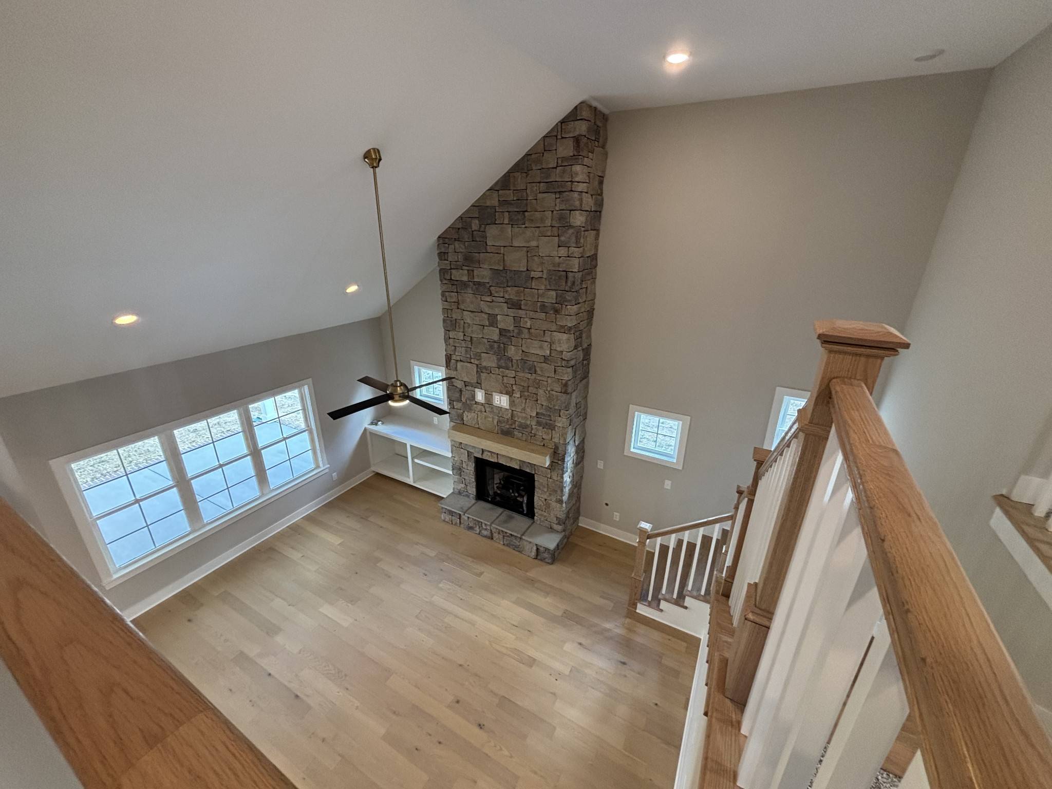 5561 Sinclair St, Murfreesboro, TN 37127