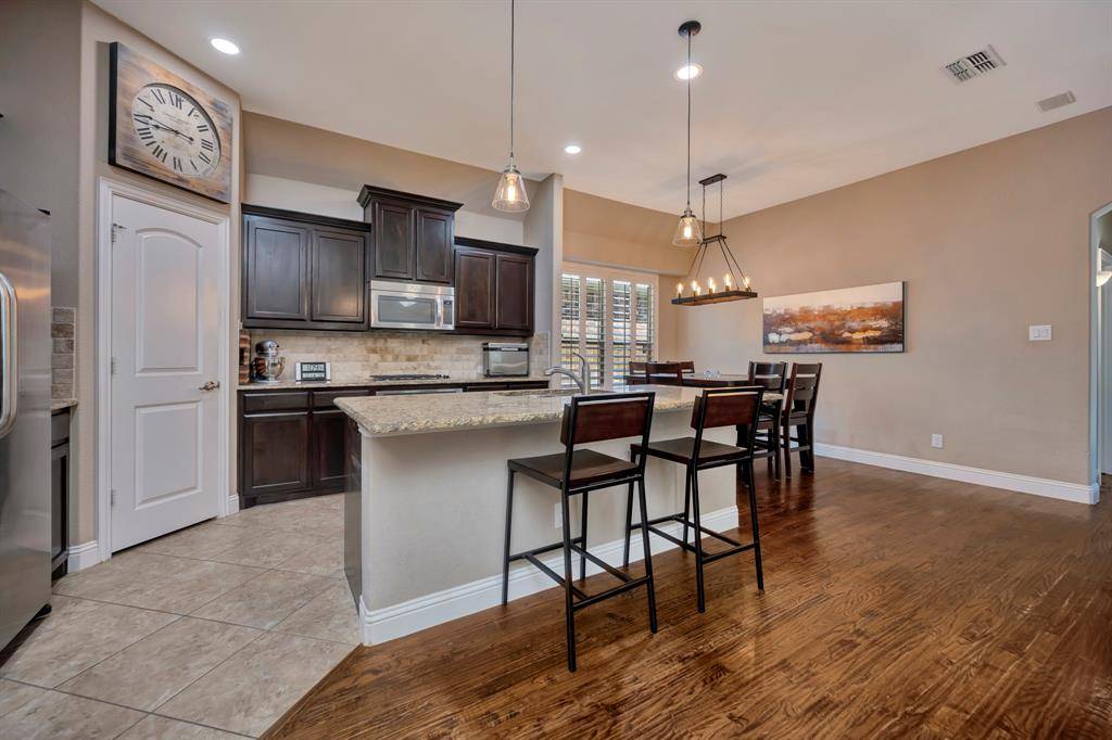 6956 Finch Drive, North Richland Hills, TX 76182
