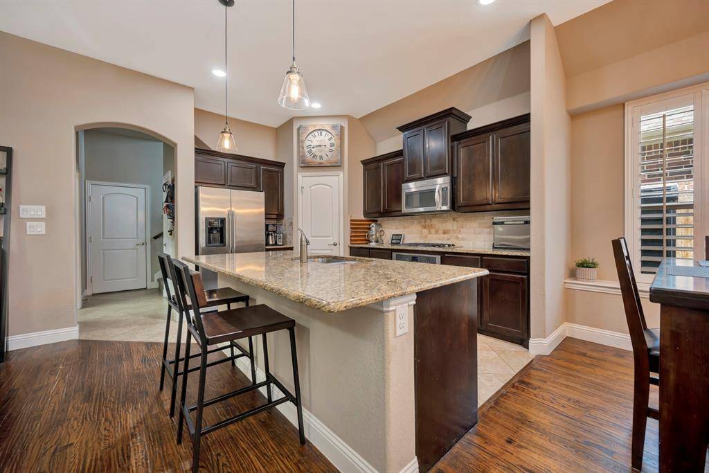 6956 Finch Drive, North Richland Hills, TX 76182