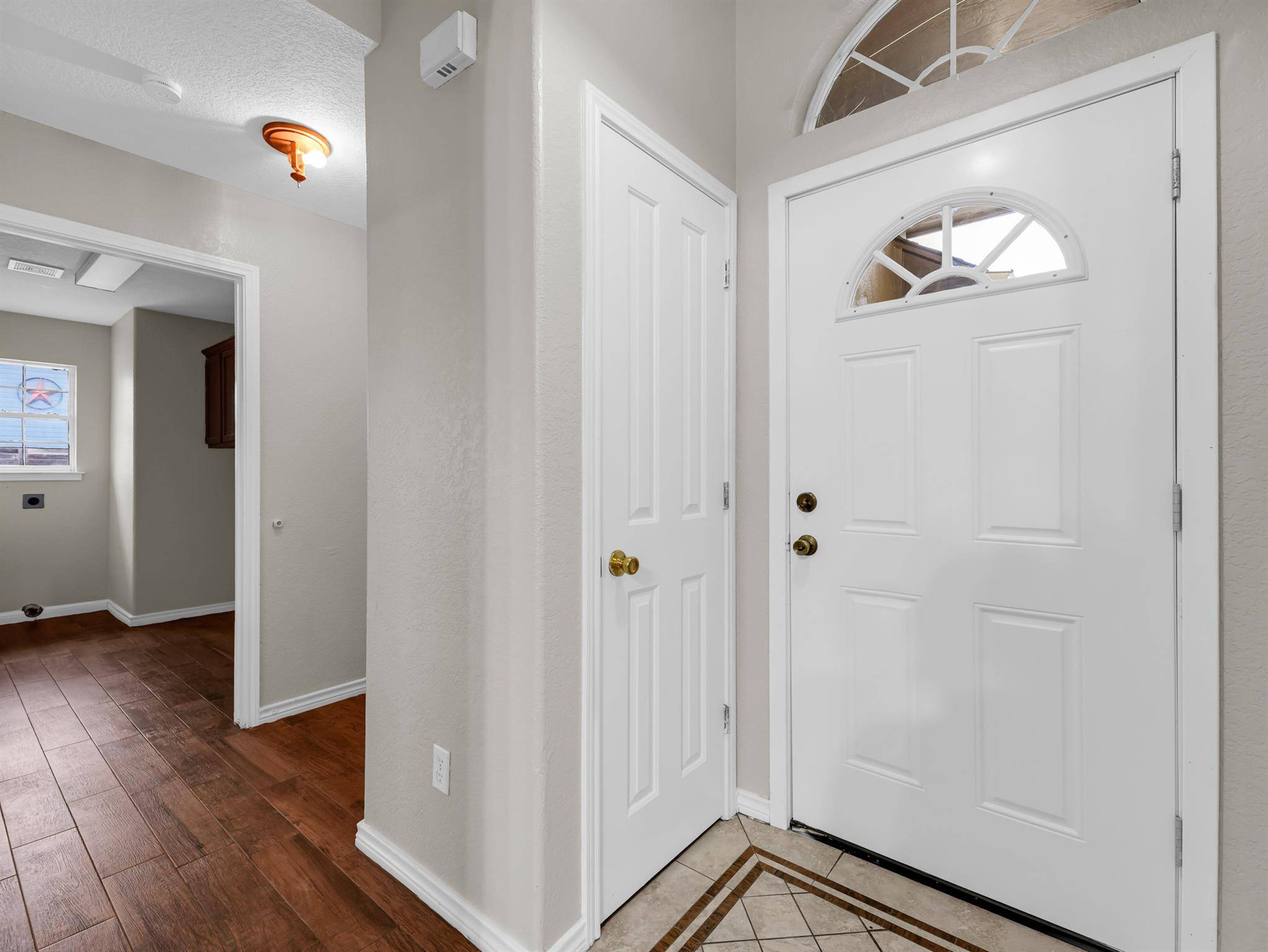 84 Thomas DR, Martindale, TX 78655