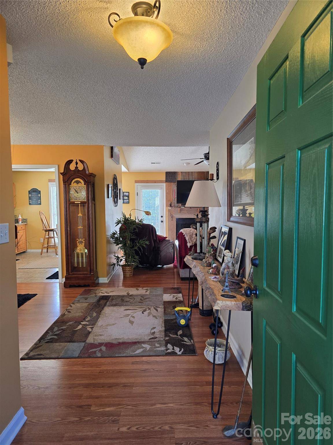 77 Stonehollow RD, Fletcher, NC 28732