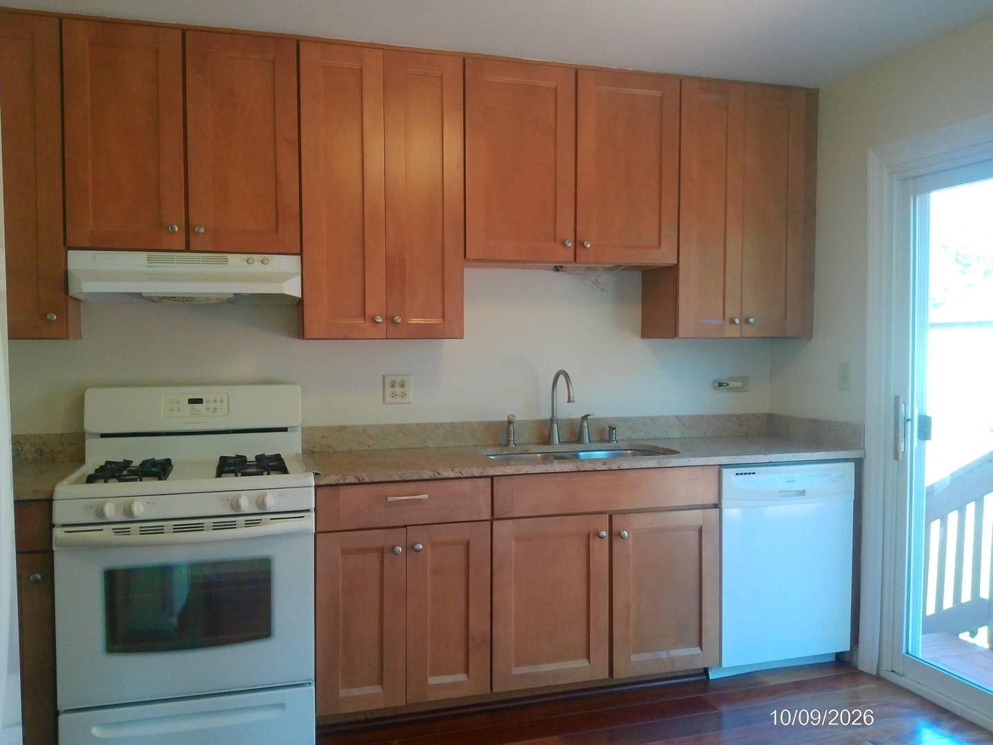 291 Hill AVE, Bartlett, IL 60103