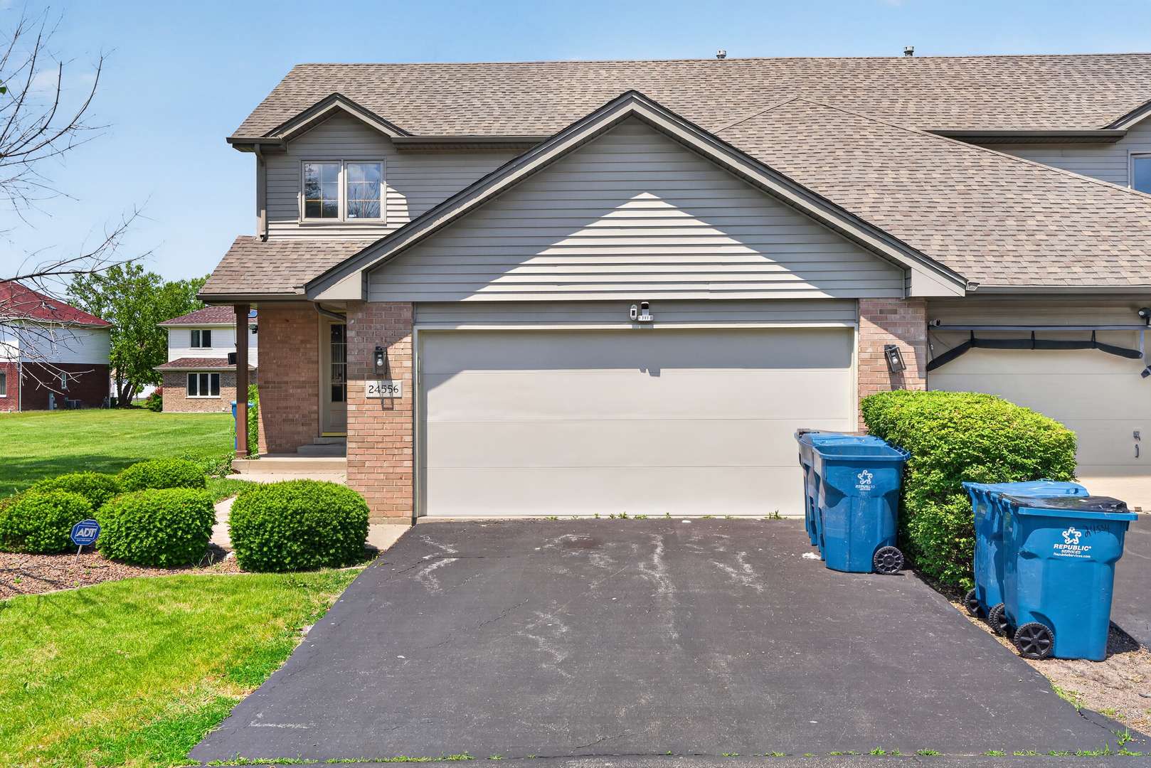 24556 S Independence BLVD, Crete, IL 60417