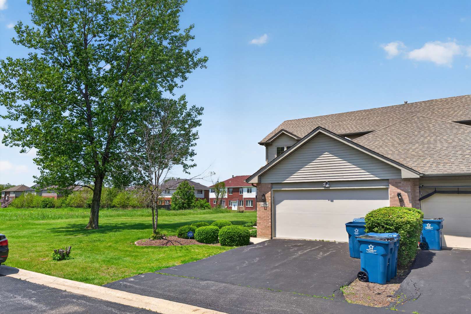 24556 S Independence BLVD, Crete, IL 60417