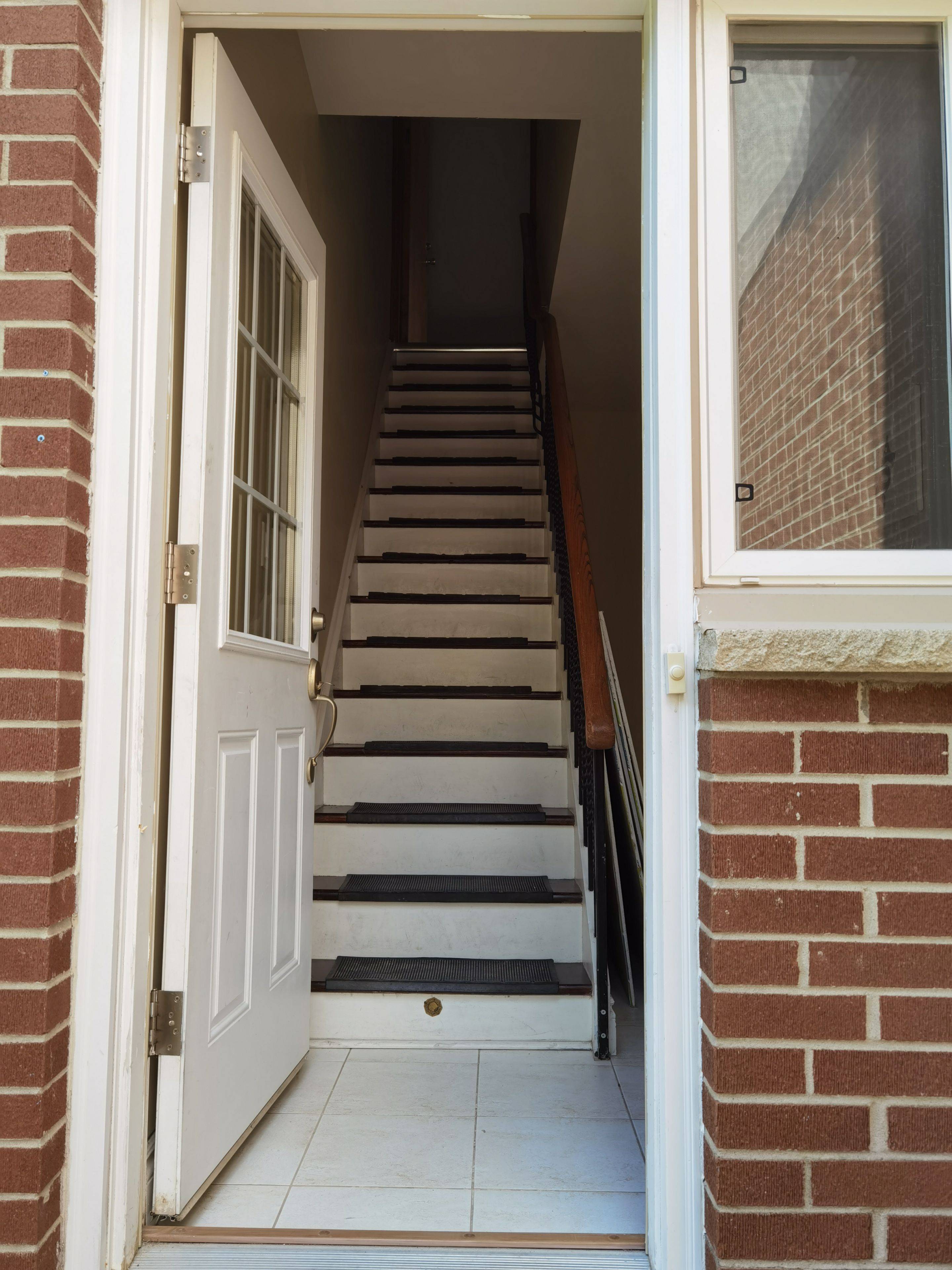 109 Brookside RD S, Richmond Hill, ON L4C 0J6