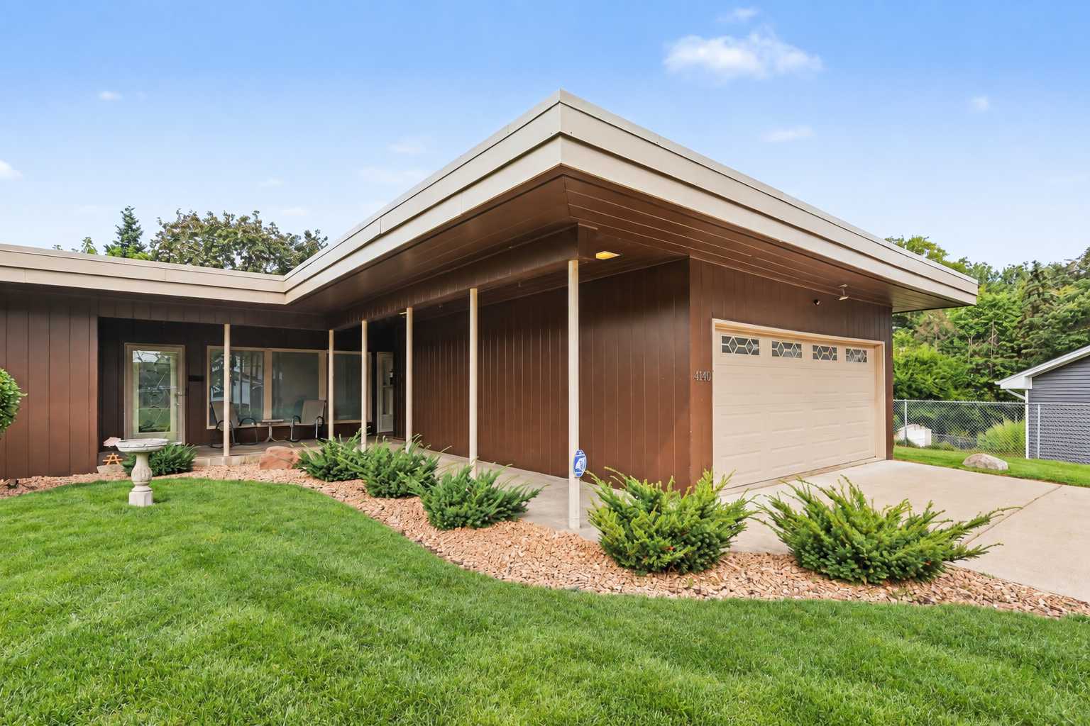4140 Jersey AVE N, Crystal, MN 55427