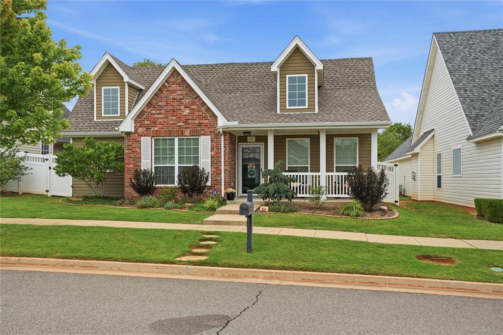 113 Chardonnay LN, Norman, OK 73071