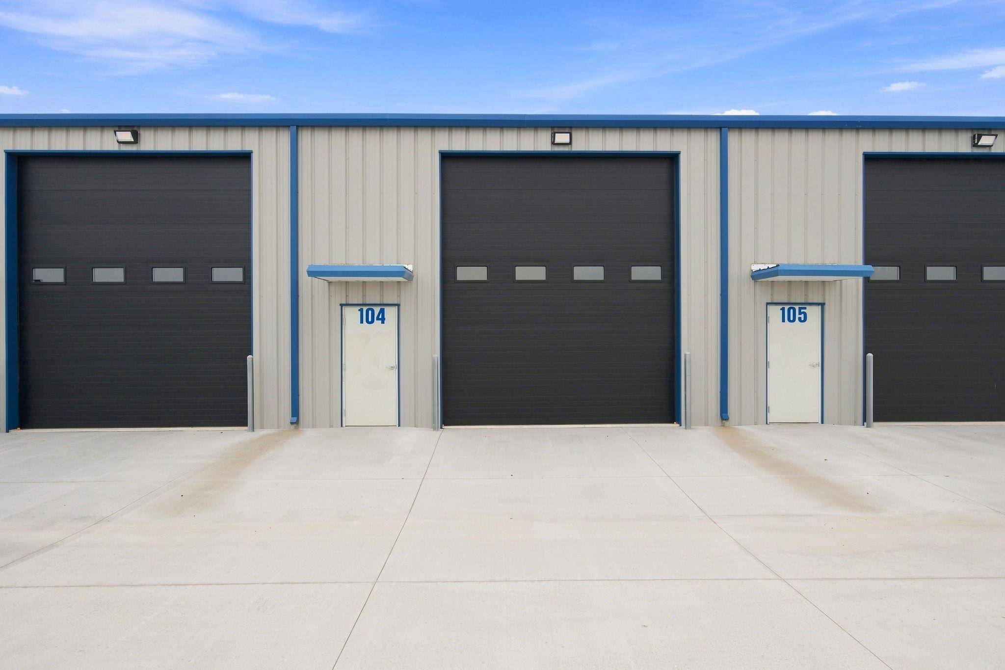 4659 S Rock Rd, Derby, KS 67037-9406