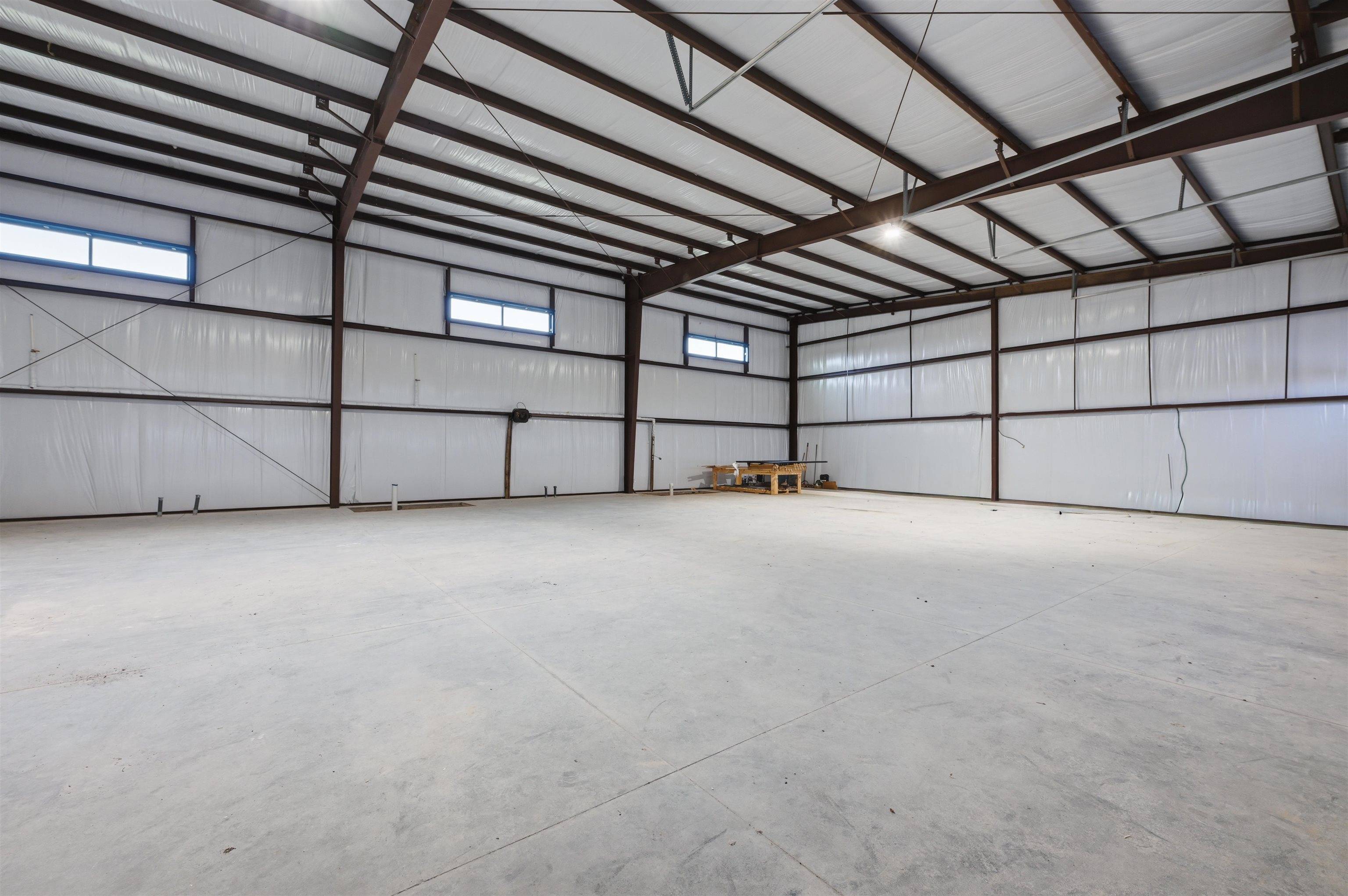 4659 S Rock Rd, Derby, KS 67037-9406