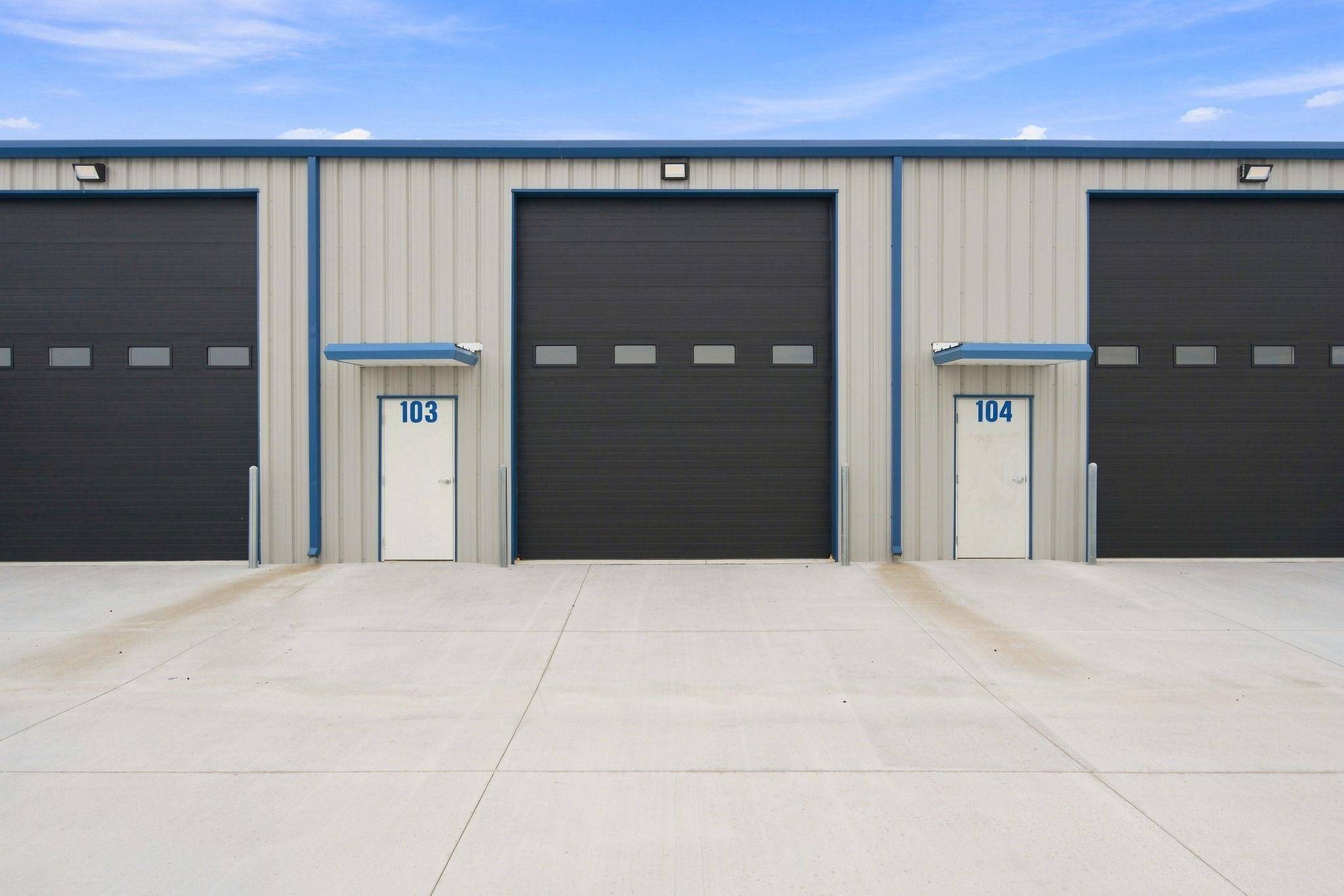 4659 S Rock Rd, Derby, KS 67037-9406