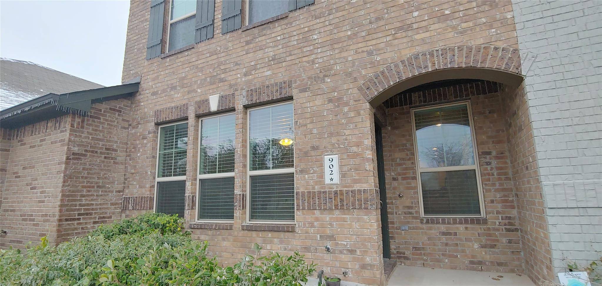 7220 Wyoming Springs DR #902, Round Rock, TX 78681