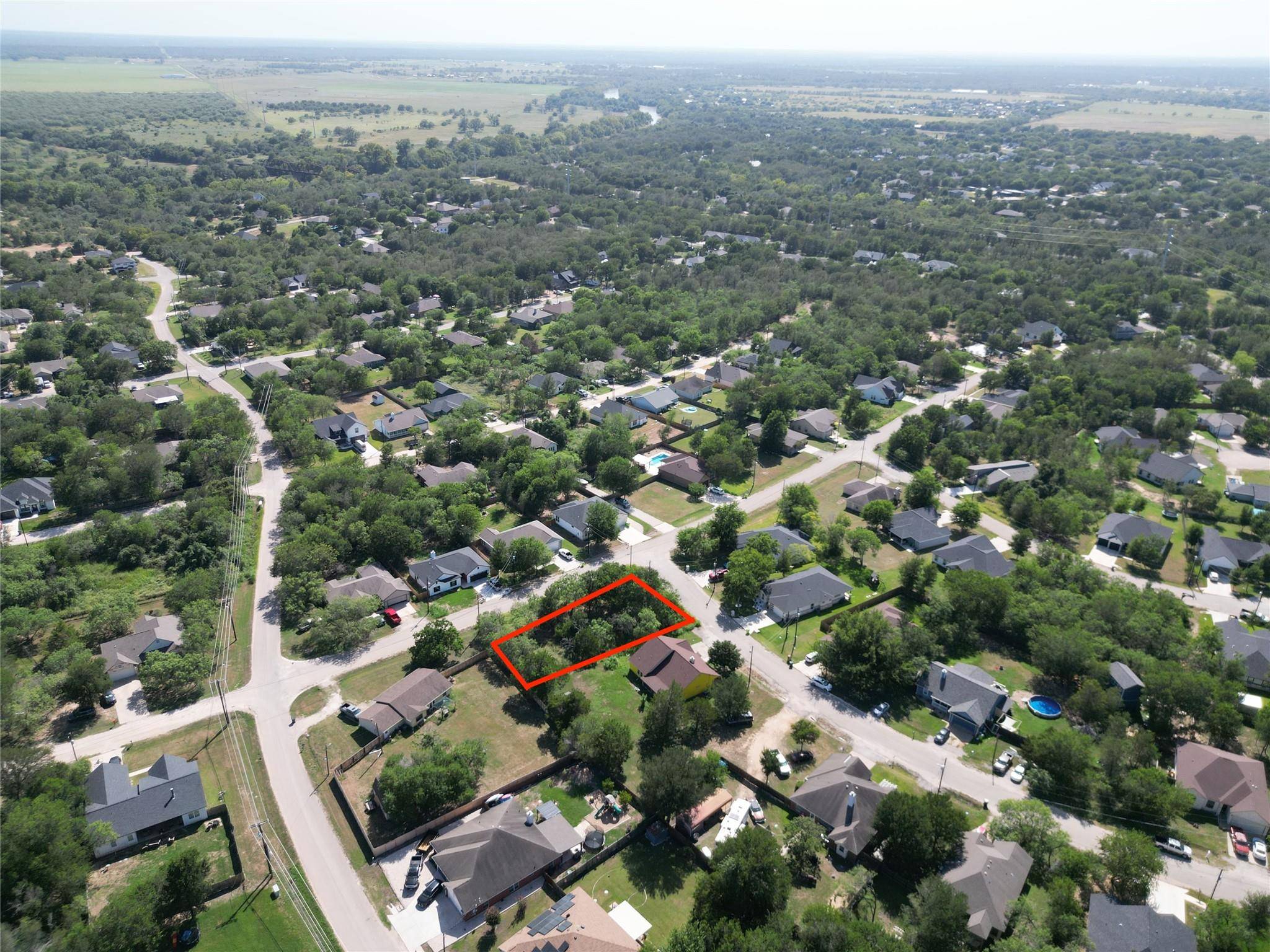 000 Waimalu CT, Bastrop, TX 78602