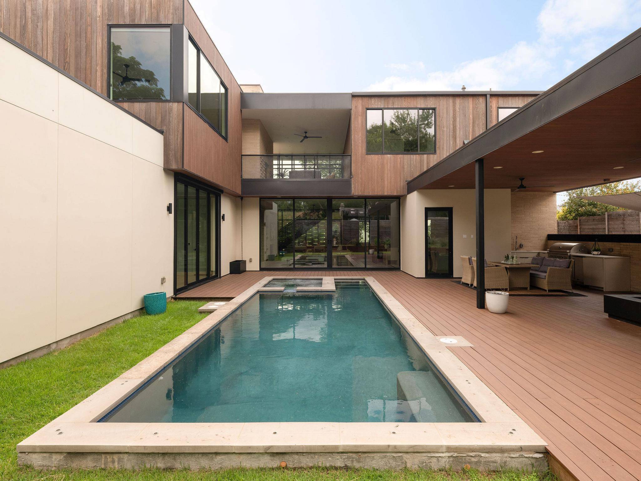 2104 Ann Arbor Ave, Austin, TX 78704