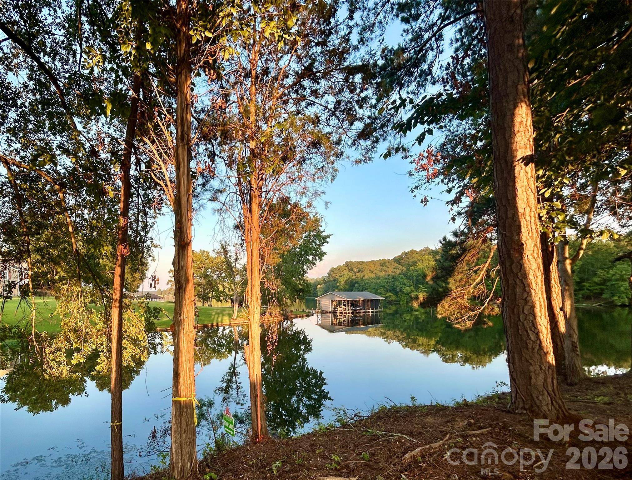 15194 Cove Point LN #1, Norwood, NC 28128