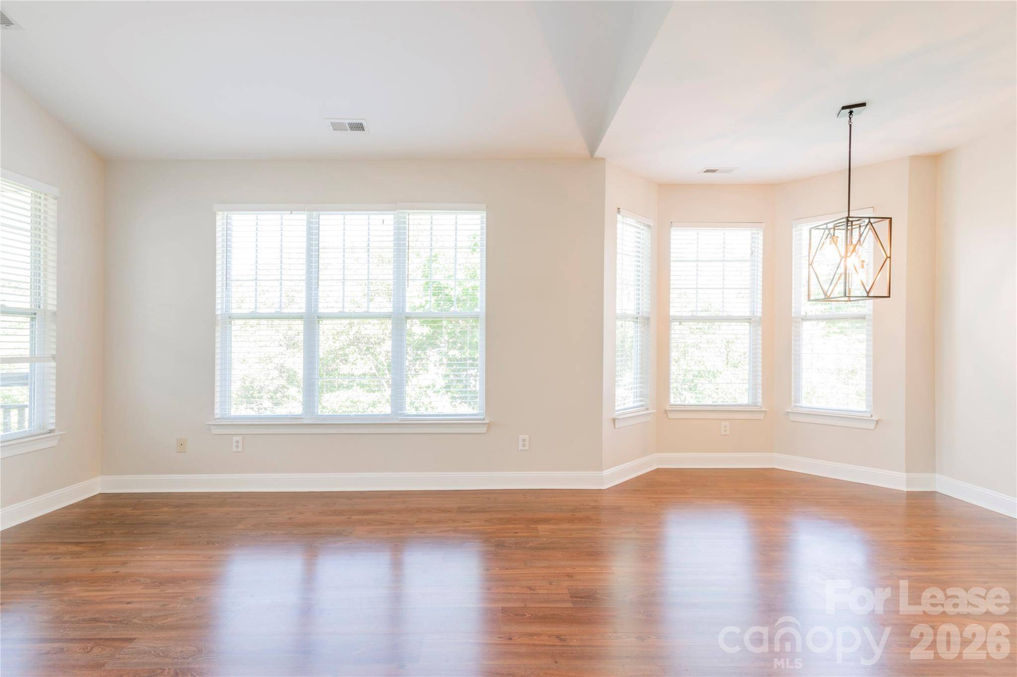 6716 Mallard Park DR, Charlotte, NC 28262
