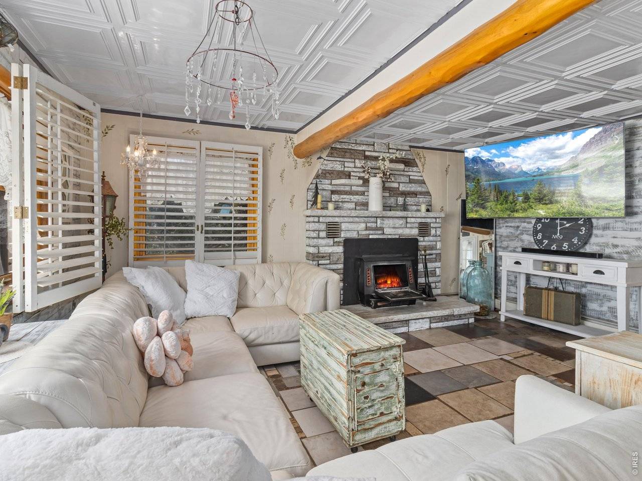241 South, Estes Park, CO 80517