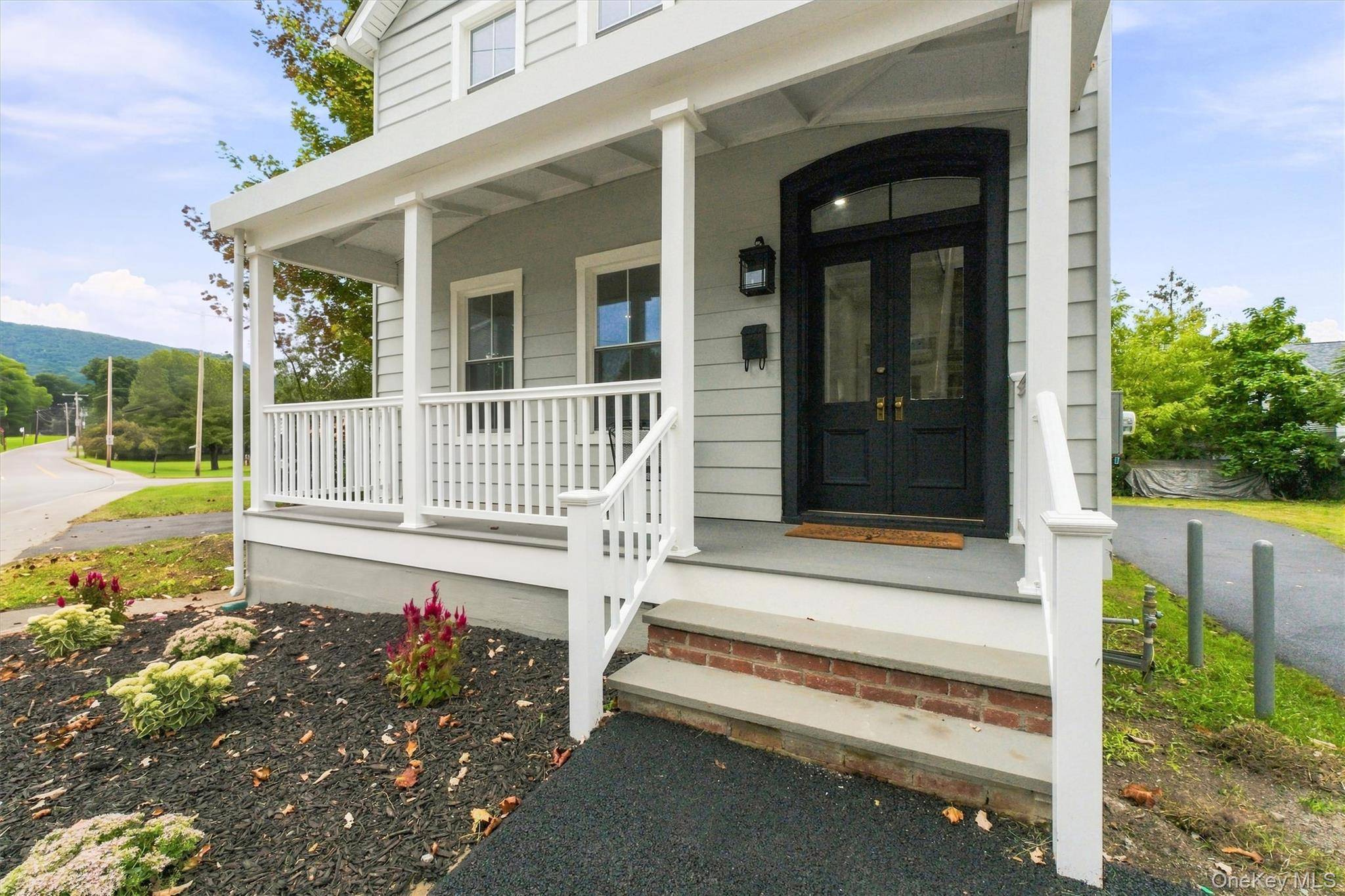119 Verplanck AVE, Beacon, NY 12508