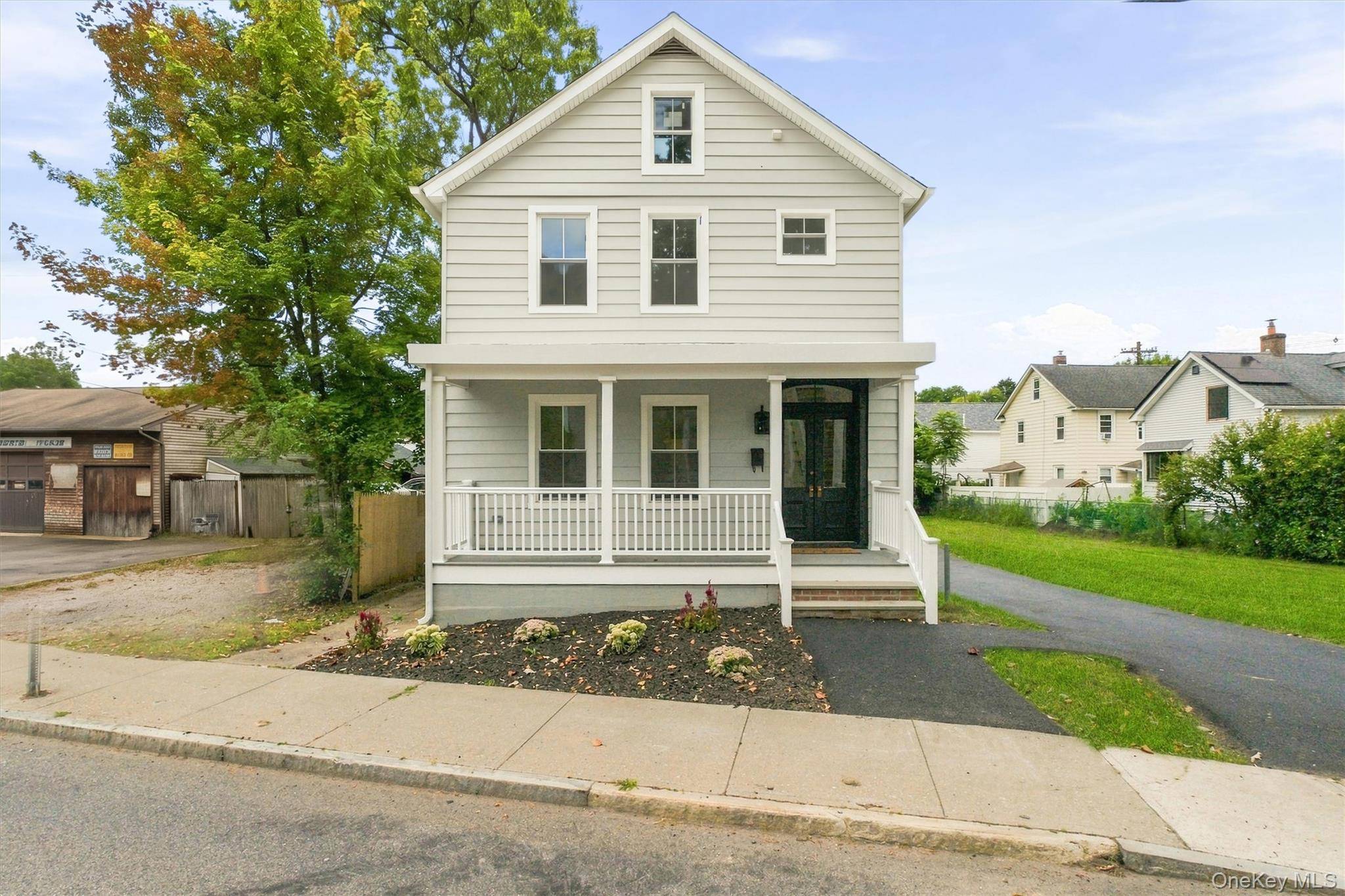 119 Verplanck AVE, Beacon, NY 12508