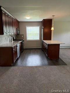 460 Old Town Road #24J, Port Jefferson Station, NY 11776
