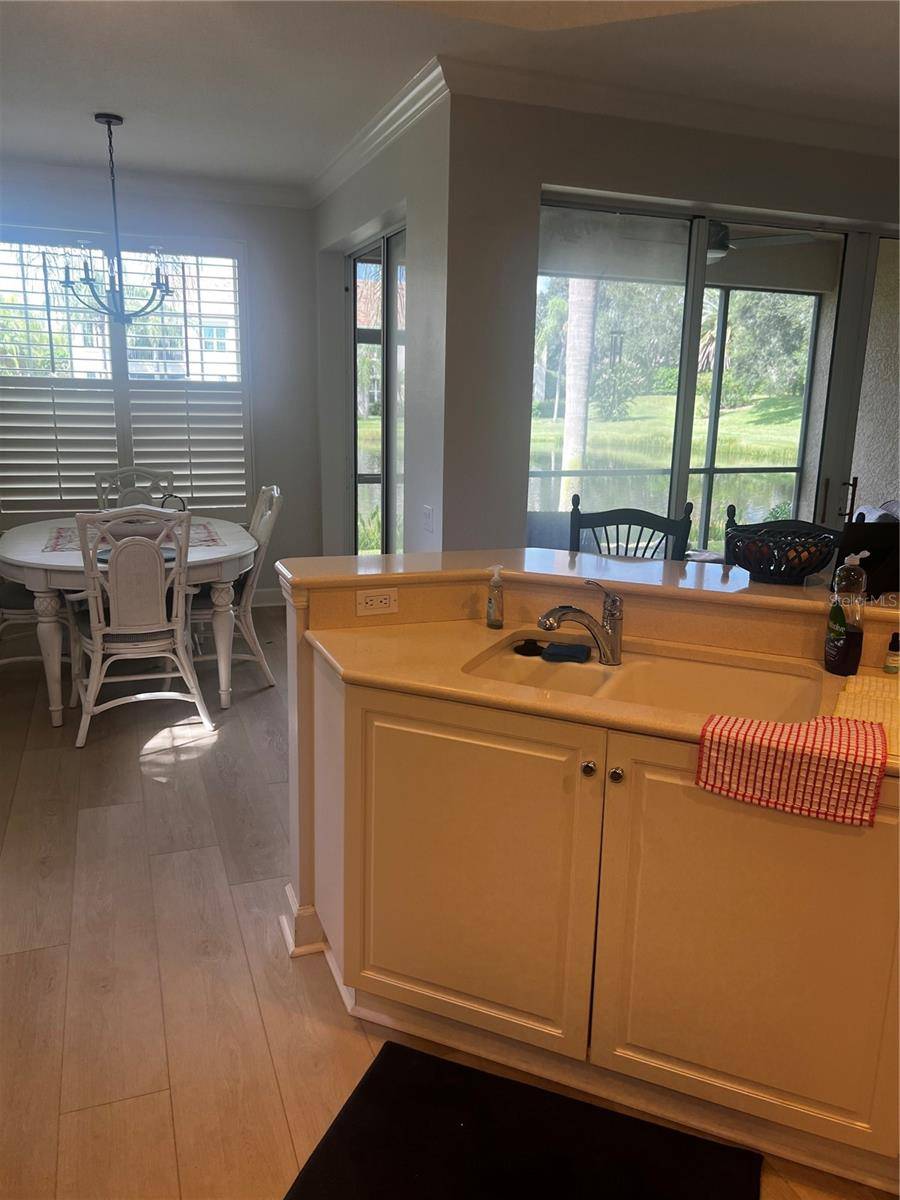 5235 PARISIENNE PL #101B28, Sarasota, FL 34238