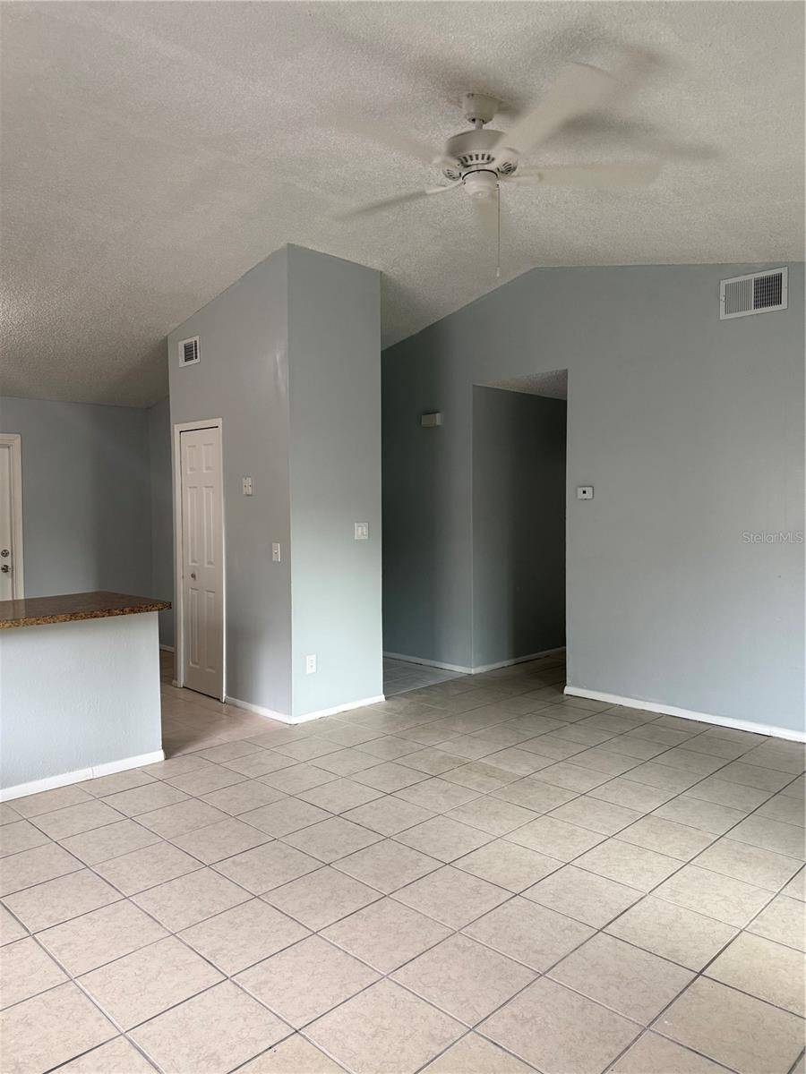 316 SUMMERSET DR, Apopka, FL 32712