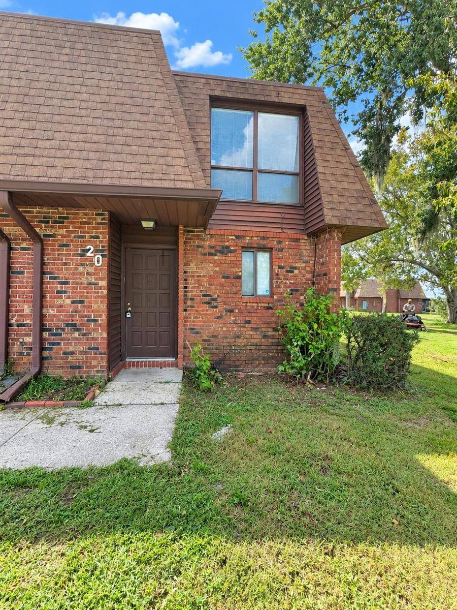 1836 N CRYSTAL LAKE DR #20, Lakeland, FL 33801