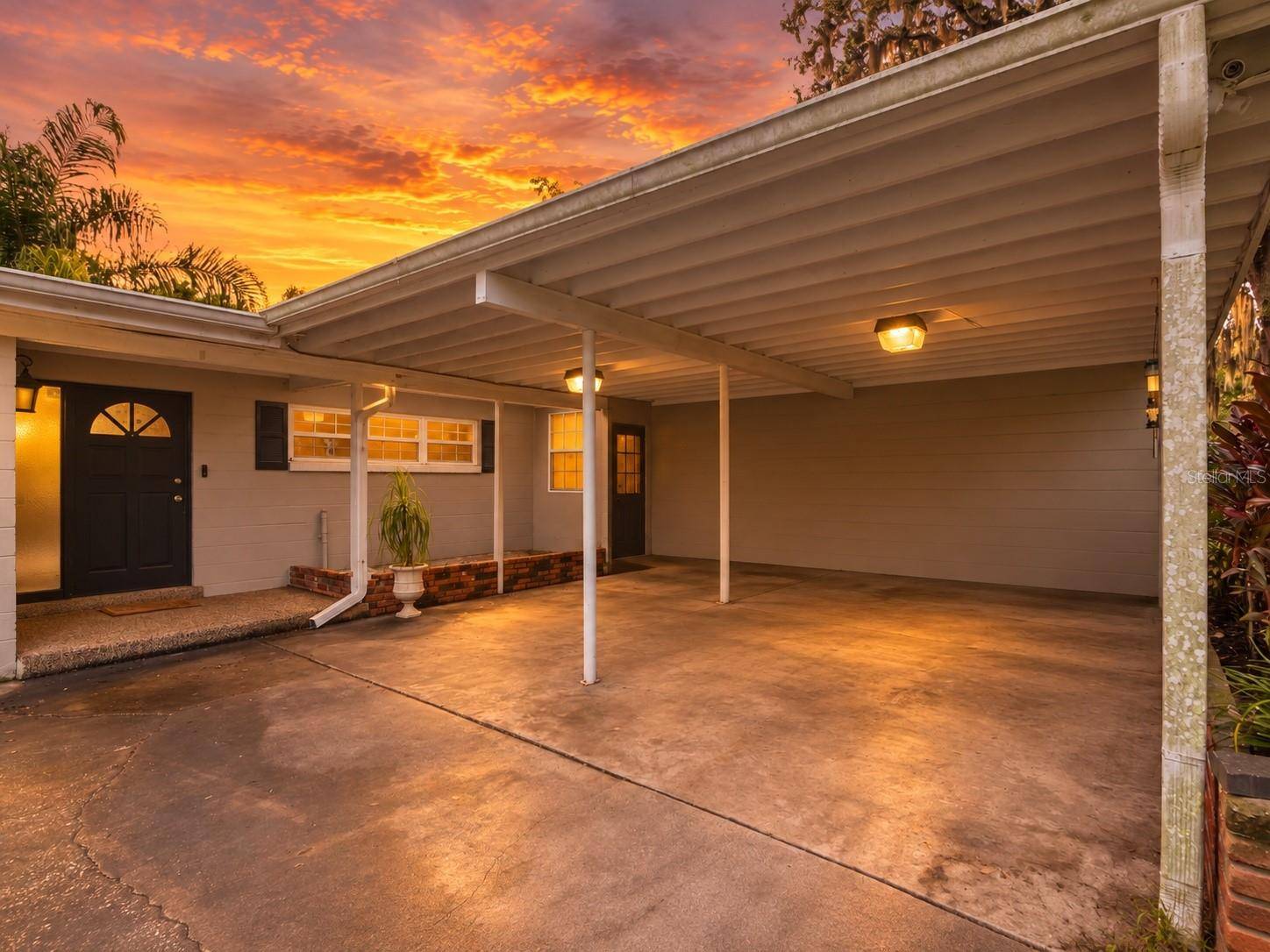 416 BROXBURN AVE, Temple Terrace, FL 33617
