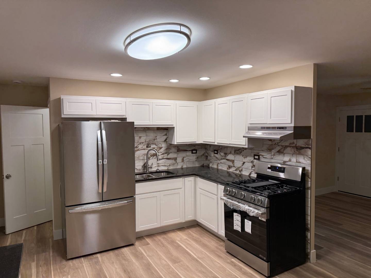 2402 E Sauk TRL, Sauk Village, IL 60411