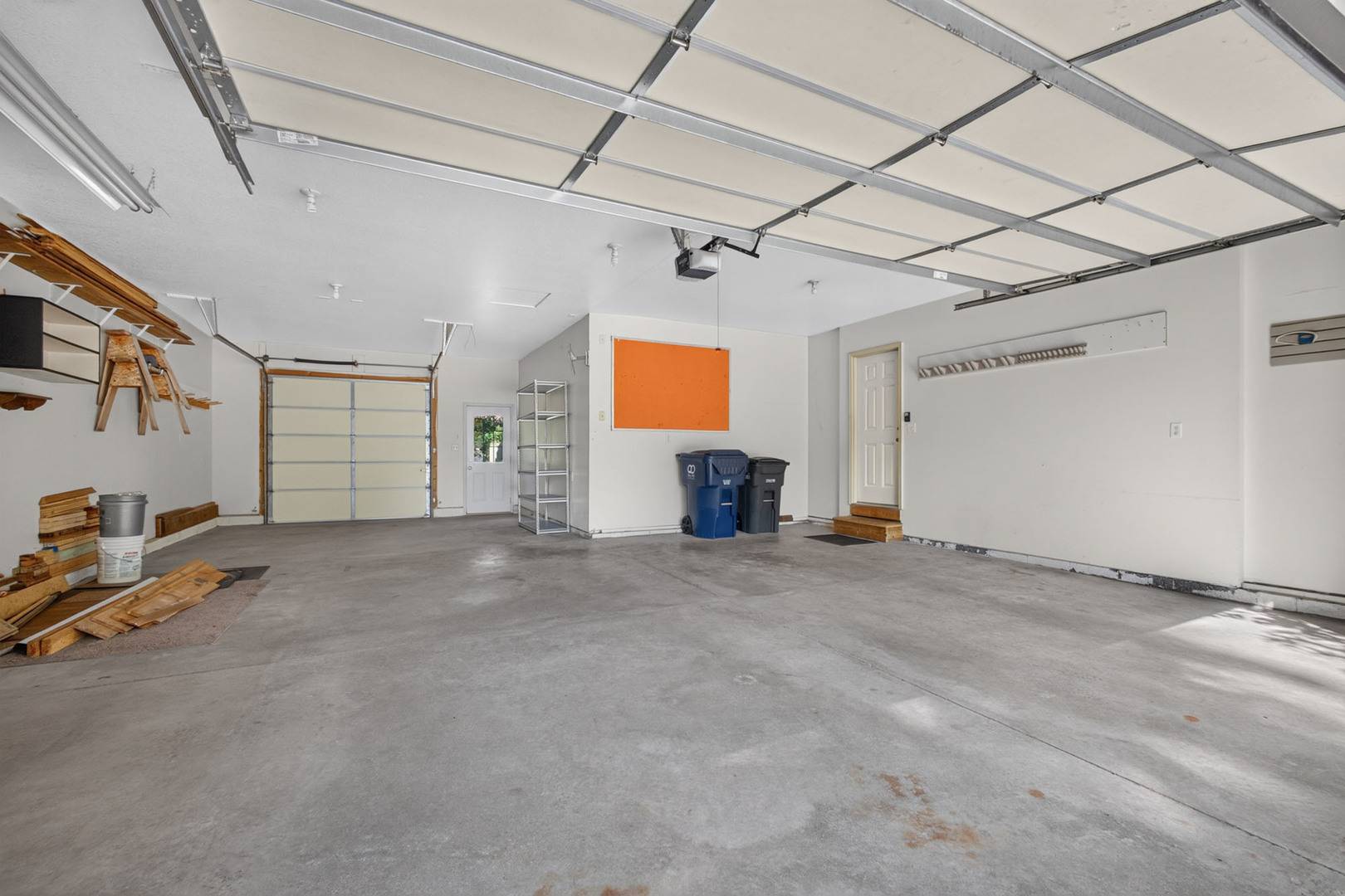 1530 29th ST, Bettendorf, IA 52722