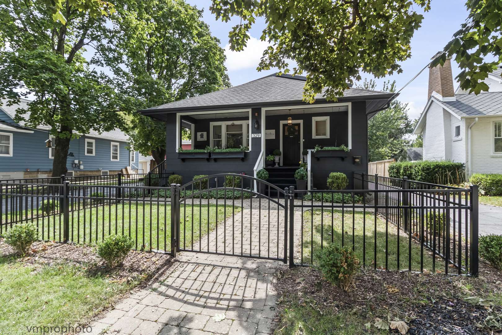 329 W Main ST, Barrington, IL 60010
