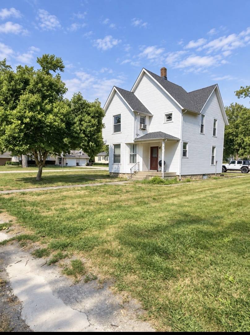 397 W Chebanse AVE, Chebanse, IL 60922
